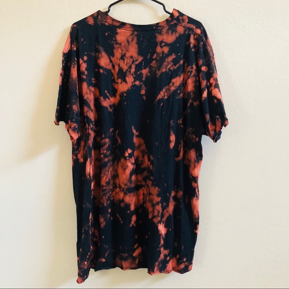 Custom Tee🖤🔥 - Picture 2 of 2